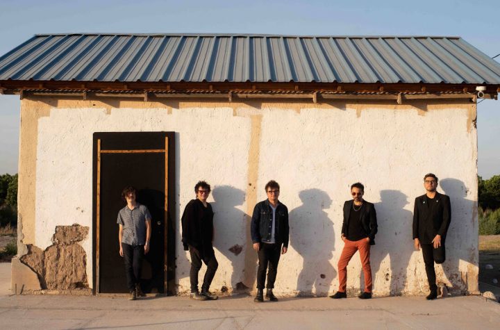 Los Bunkers lanzan libro