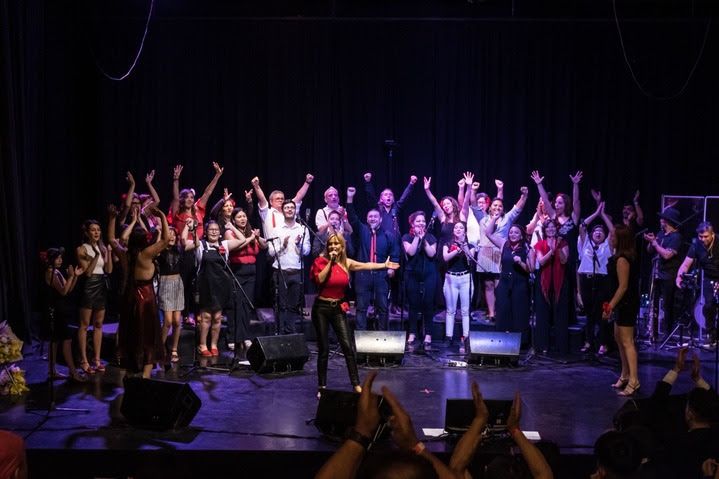 Nicole presenta al Coro Ciudadano Ochagavía